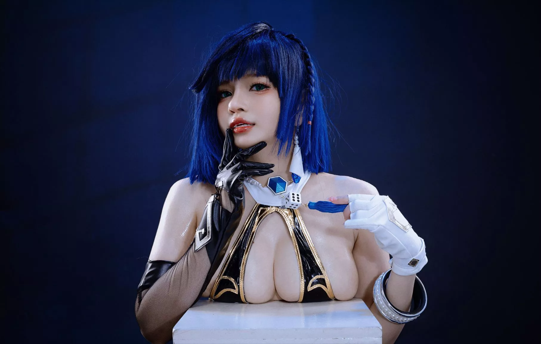 Azami Yelan 11