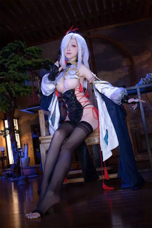 Genshin Impact – Shenhe Cosplay by Aqua 10 Genshin Impact – Shenhe Cosplay by Aqua 10